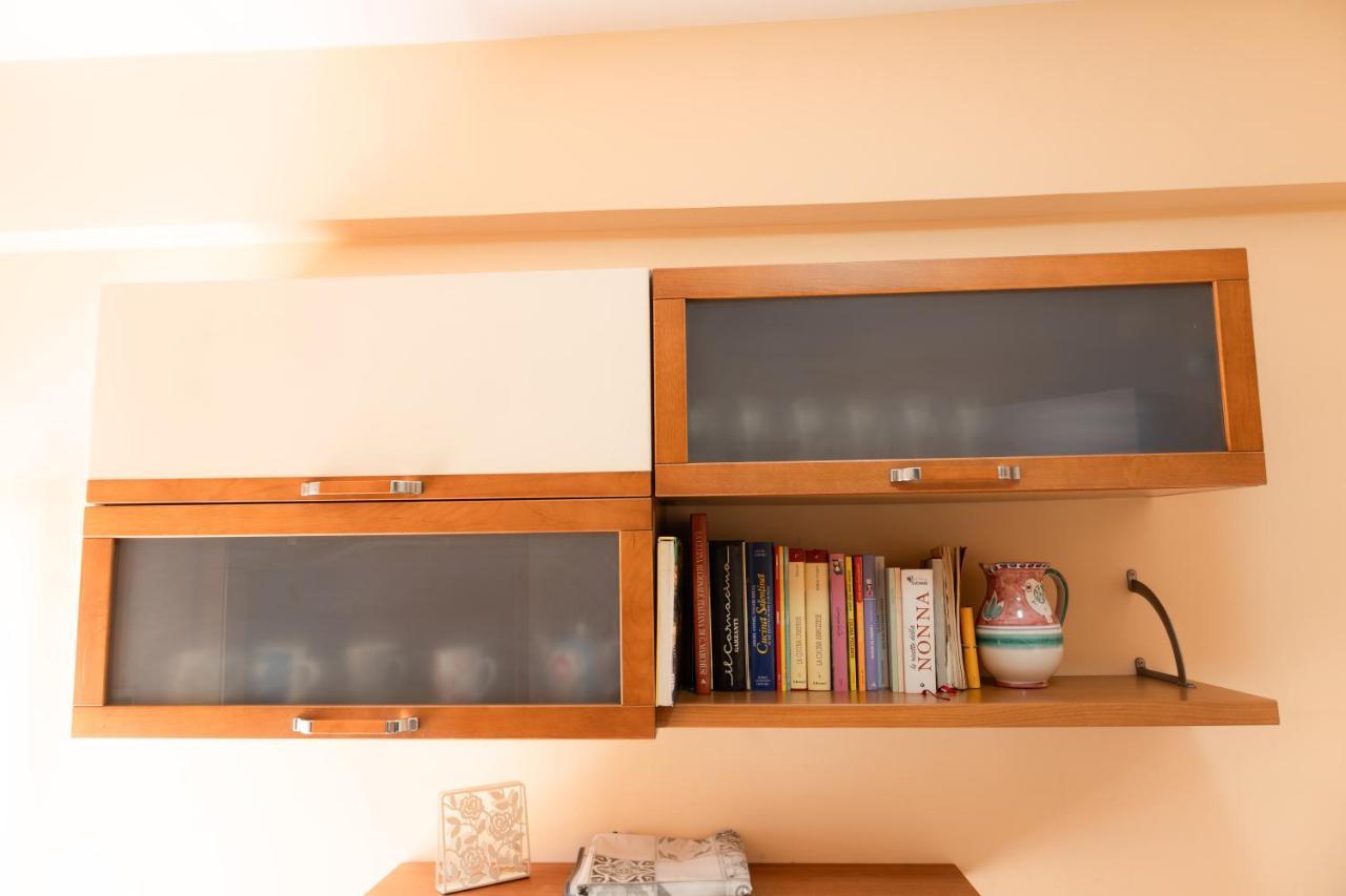 La Casa Di Daniela Apartment ลิโด ดิ ออสเตีย ภายนอก รูปภาพ