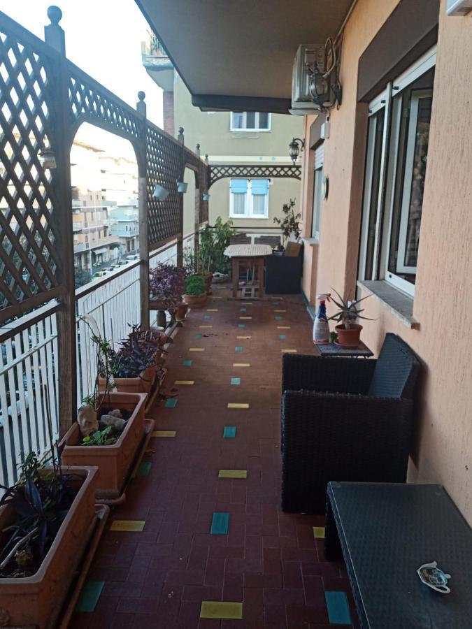 La Casa Di Daniela Apartment ลิโด ดิ ออสเตีย ภายนอก รูปภาพ