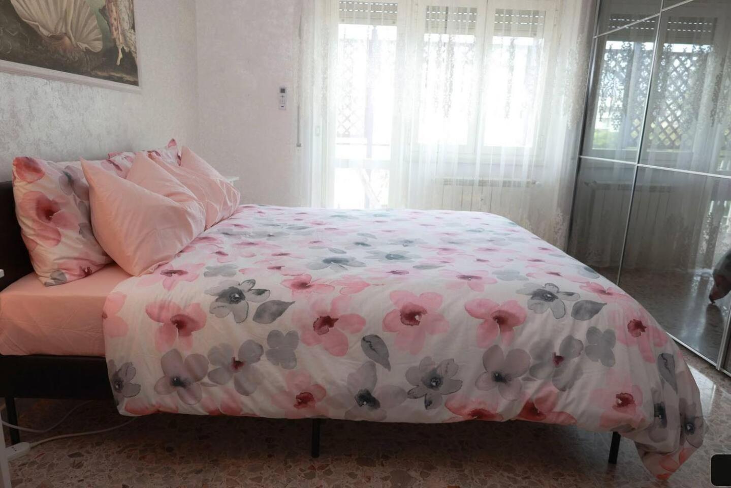 La Casa Di Daniela Apartment ลิโด ดิ ออสเตีย ภายนอก รูปภาพ